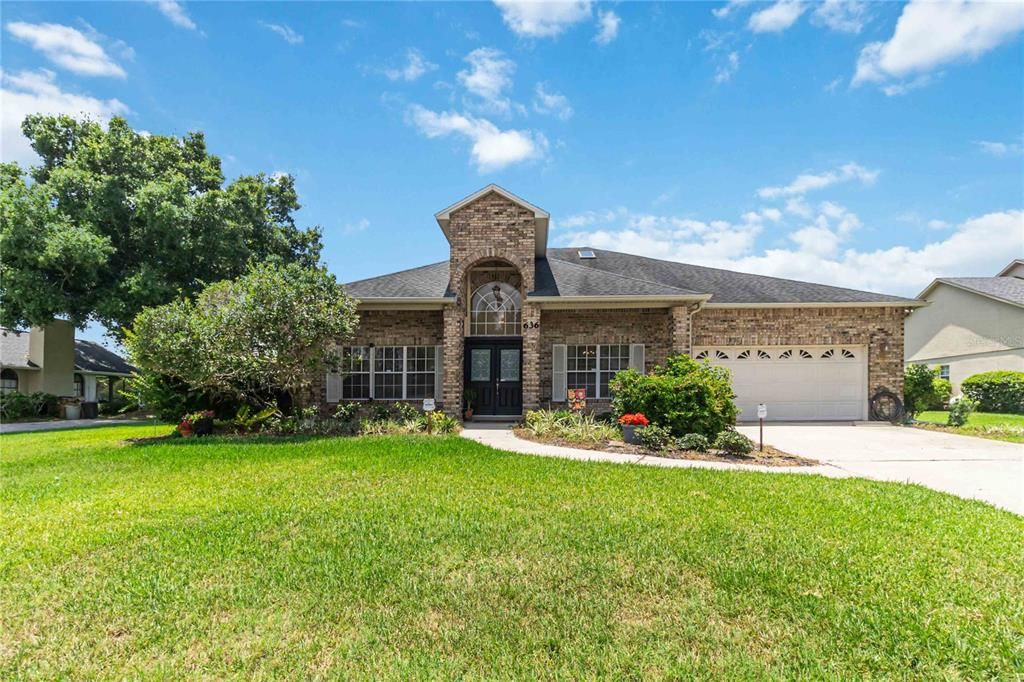 Active With Contract: $474,900 (4 beds, 3 baths, 2444 Square Feet)