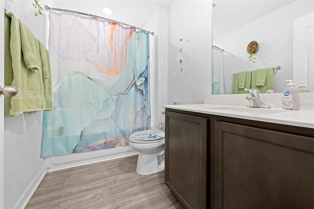 For Sale: $294,900 (3 beds, 2 baths, 1459 Square Feet)