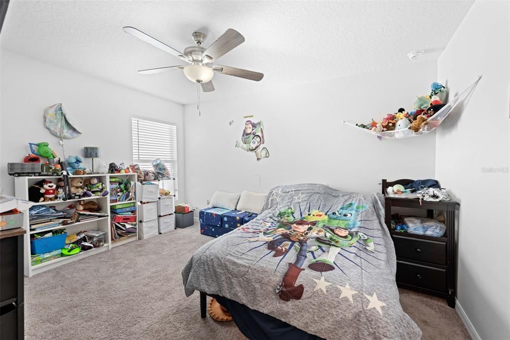 For Sale: $294,900 (3 beds, 2 baths, 1459 Square Feet)