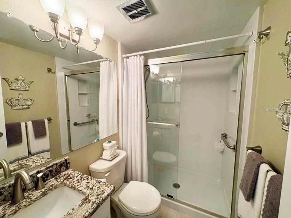 For Sale: $225,000 (2 beds, 2 baths, 1155 Square Feet)
