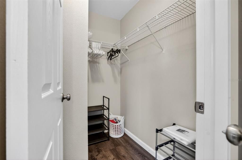 For Sale: $439,900 (3 beds, 2 baths, 1178 Square Feet)
