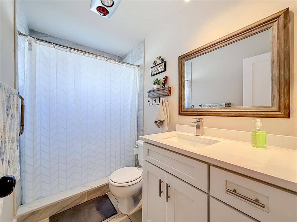 For Sale: $239,000 (2 beds, 2 baths, 1120 Square Feet)