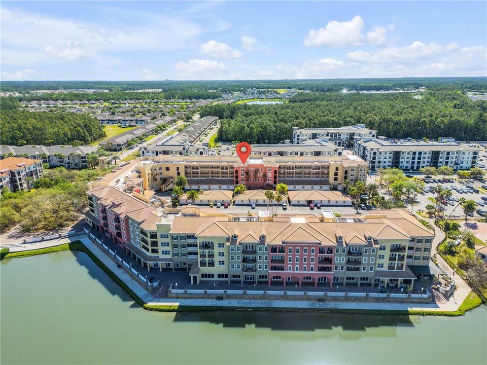 For Sale: $375,000 (3 beds, 3 baths, 1953 Square Feet)