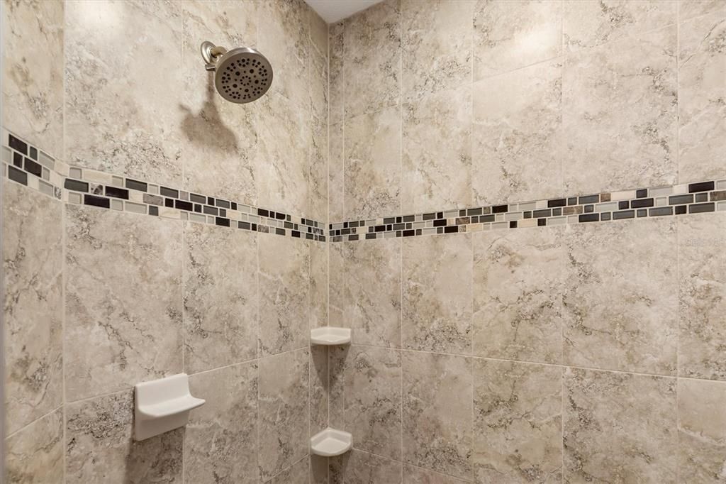 For Sale: $398,500 (3 beds, 2 baths, 1605 Square Feet)