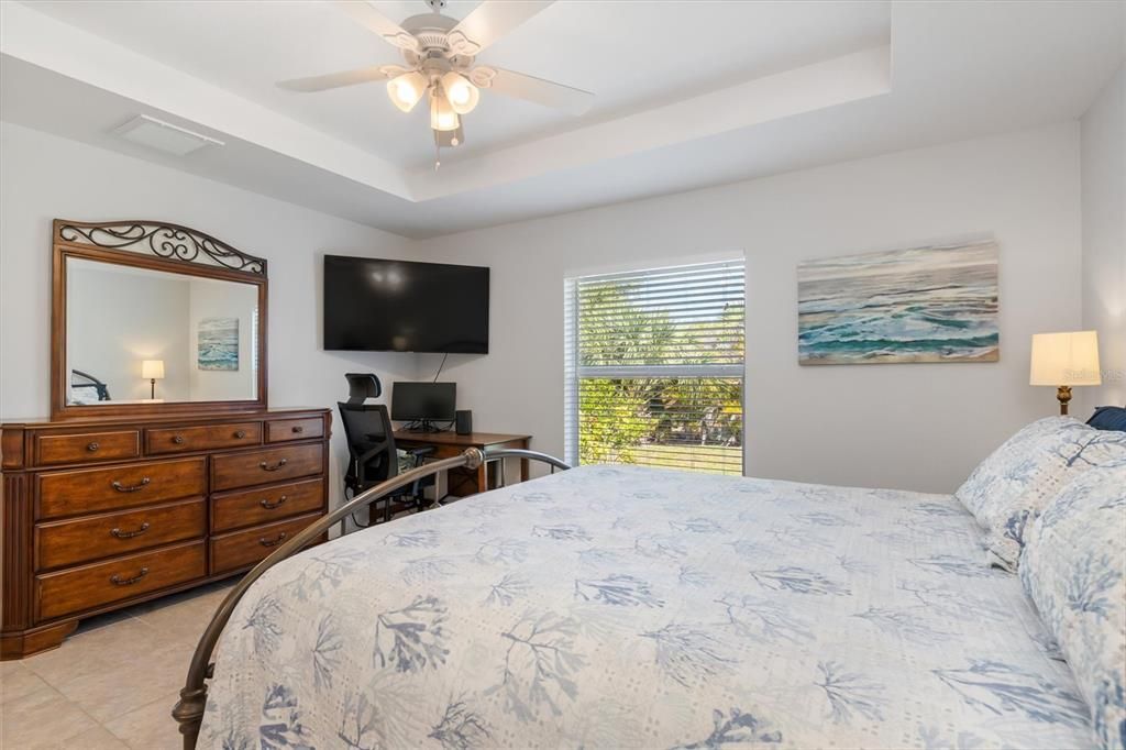 For Sale: $398,500 (3 beds, 2 baths, 1605 Square Feet)