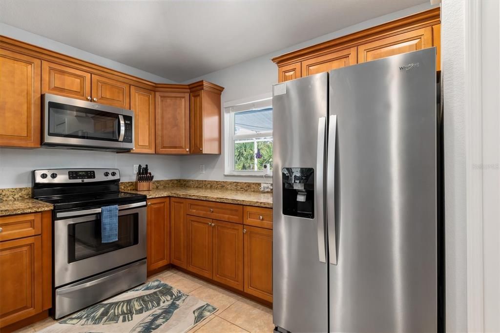For Sale: $398,500 (3 beds, 2 baths, 1605 Square Feet)