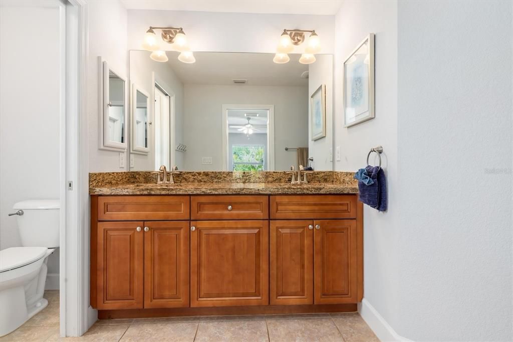 For Sale: $398,500 (3 beds, 2 baths, 1605 Square Feet)