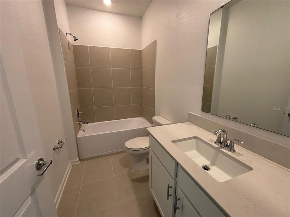 В аренду: $3,400 (6 спален, 3 ванн, 2643 Квадратных фут)