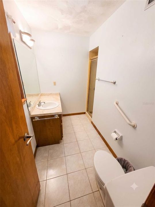 For Sale: $260,000 (3 beds, 2 baths, 1341 Square Feet)
