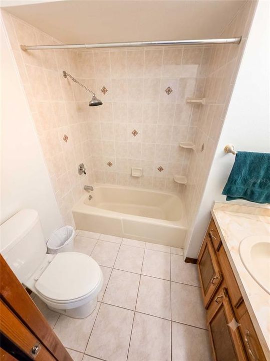 For Sale: $260,000 (3 beds, 2 baths, 1341 Square Feet)