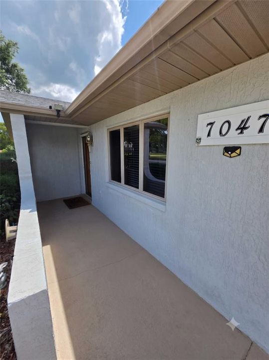 For Sale: $260,000 (3 beds, 2 baths, 1341 Square Feet)