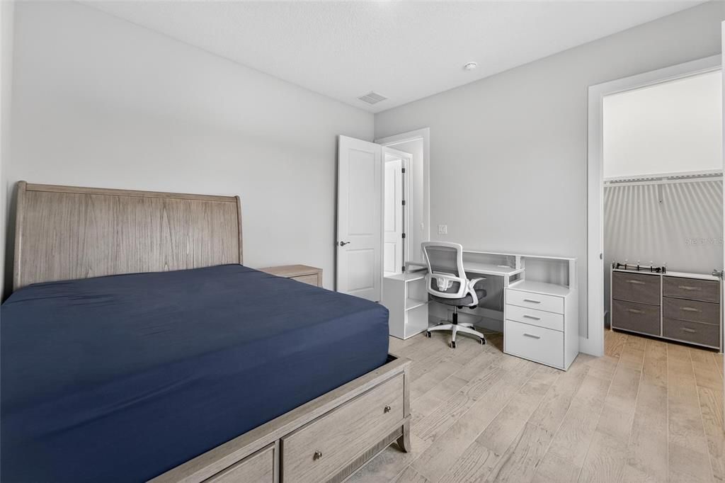 En Renta: $9,500 (5 camas, 6 baños, 4178 Pies cuadrados)