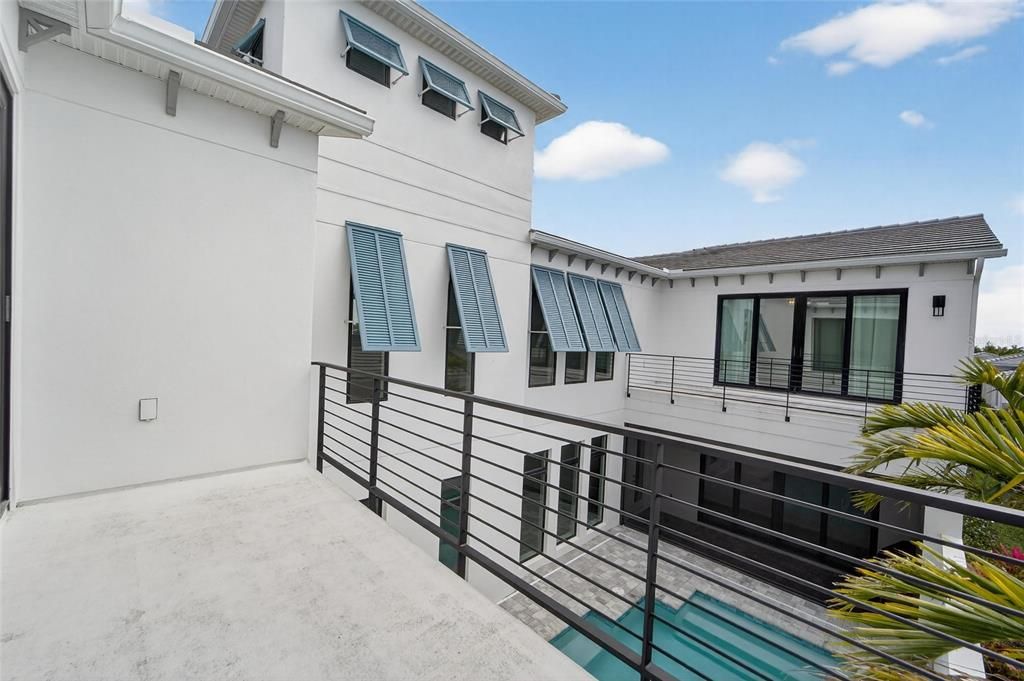 En Renta: $9,500 (5 camas, 6 baños, 4178 Pies cuadrados)