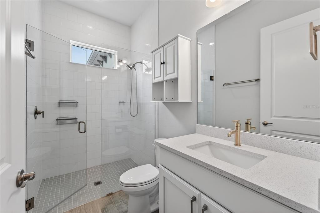 En Renta: $9,500 (5 camas, 6 baños, 4178 Pies cuadrados)