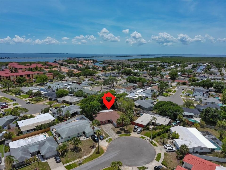 En Venta: $525,000 (4 camas, 3 baños, 2004 Pies cuadrados)