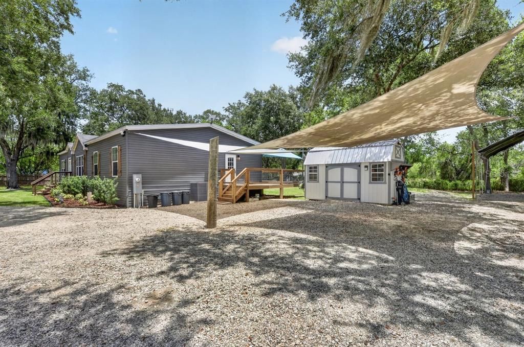 For Sale: $350,000 (3 beds, 2 baths, 1945 Square Feet)