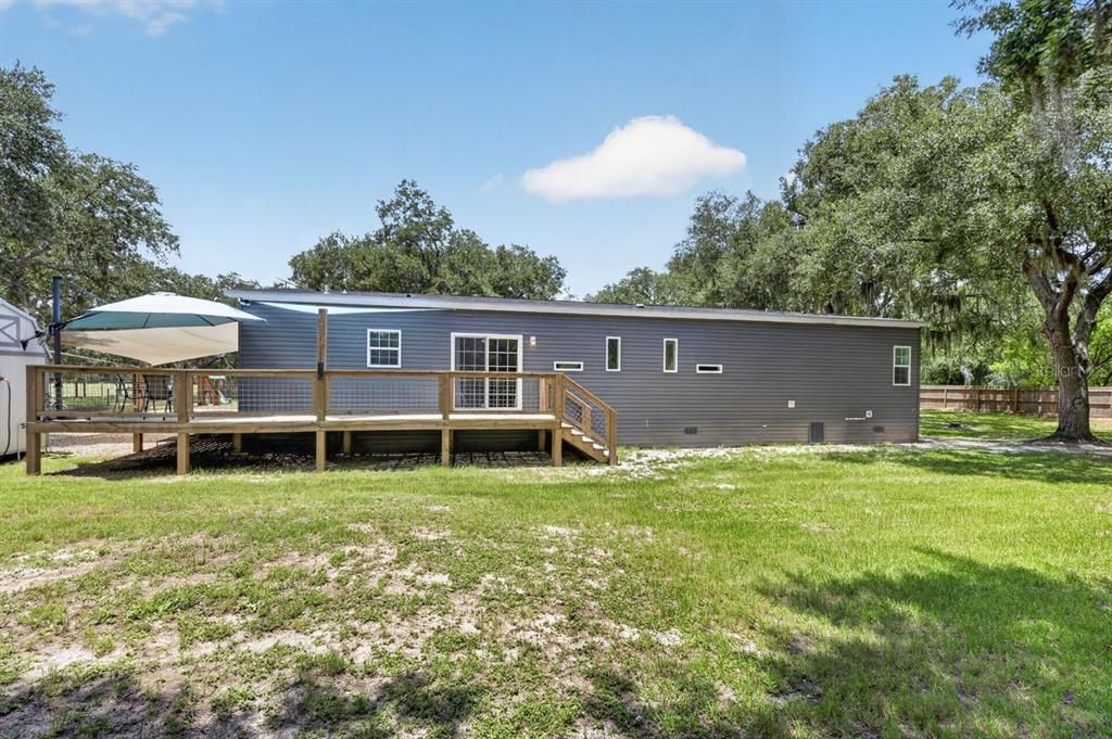 For Sale: $350,000 (3 beds, 2 baths, 1945 Square Feet)