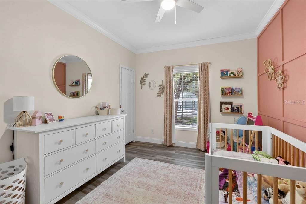 For Sale: $350,000 (3 beds, 2 baths, 1945 Square Feet)