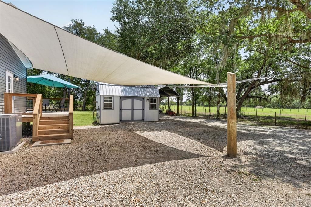 For Sale: $350,000 (3 beds, 2 baths, 1945 Square Feet)
