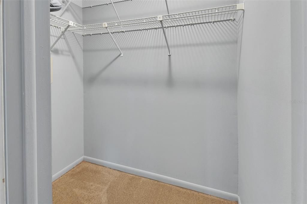 Activo con contrato: $250,000 (2 camas, 2 baños, 1137 Pies cuadrados)