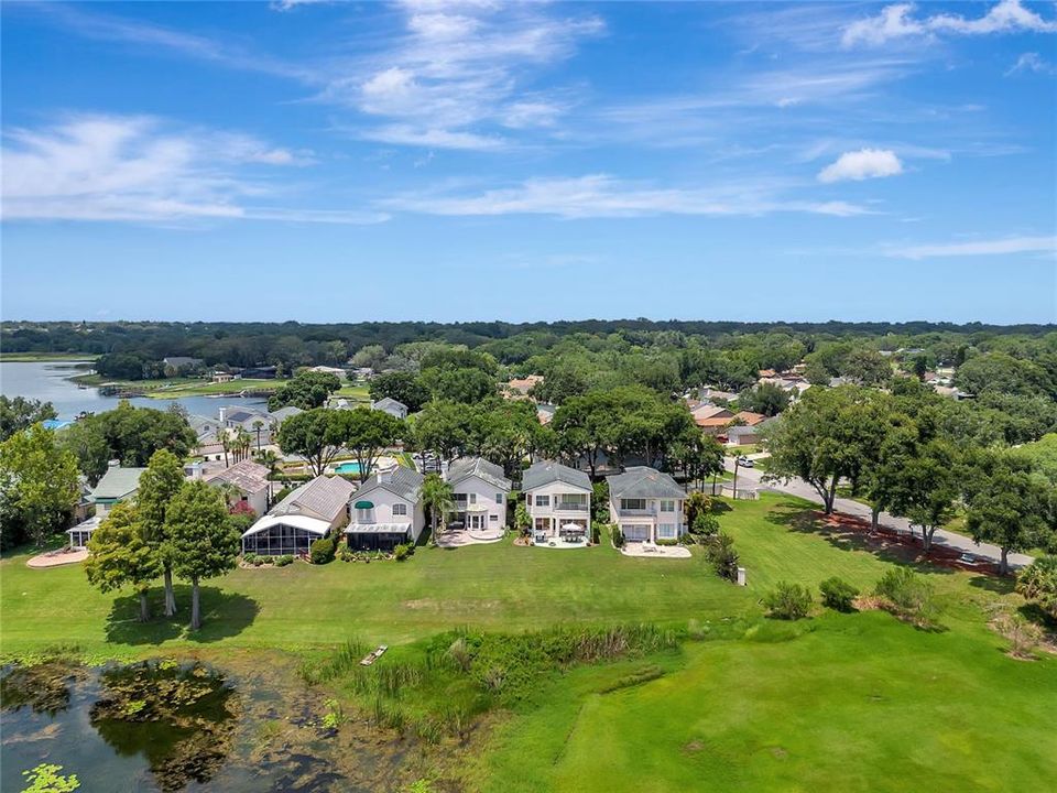 На продажу: $489,000 (2 спален, 2 ванн, 1976 Квадратных фут)