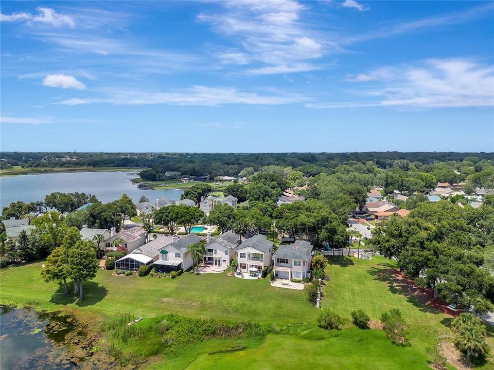 На продажу: $489,000 (2 спален, 2 ванн, 1976 Квадратных фут)