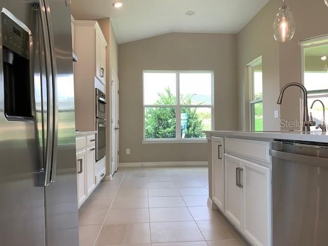 For Rent: $2,700 (3 beds, 2 baths, 1741 Square Feet)