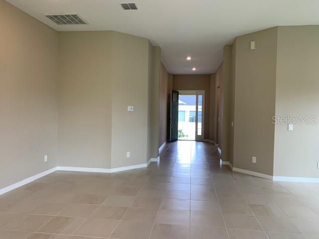 For Rent: $2,700 (3 beds, 2 baths, 1741 Square Feet)