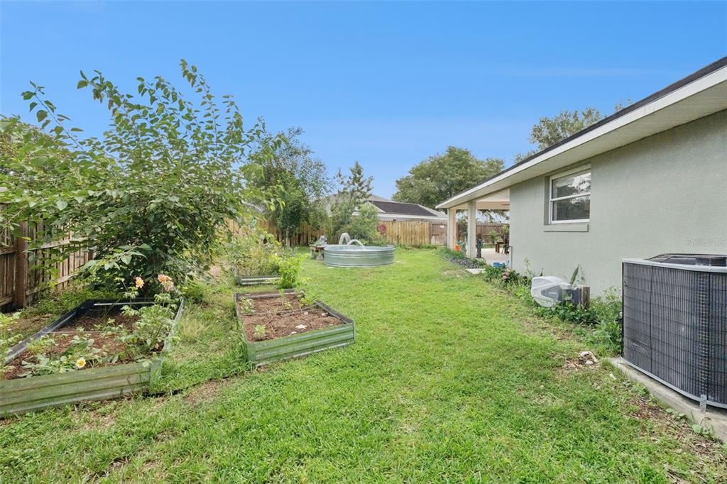En Venta: $498,000 (3 camas, 2 baños, 2376 Pies cuadrados)
