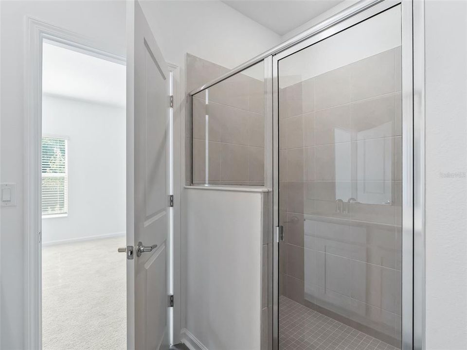 На продажу: $415,000 (5 спален, 3 ванн, 2355 Квадратных фут)