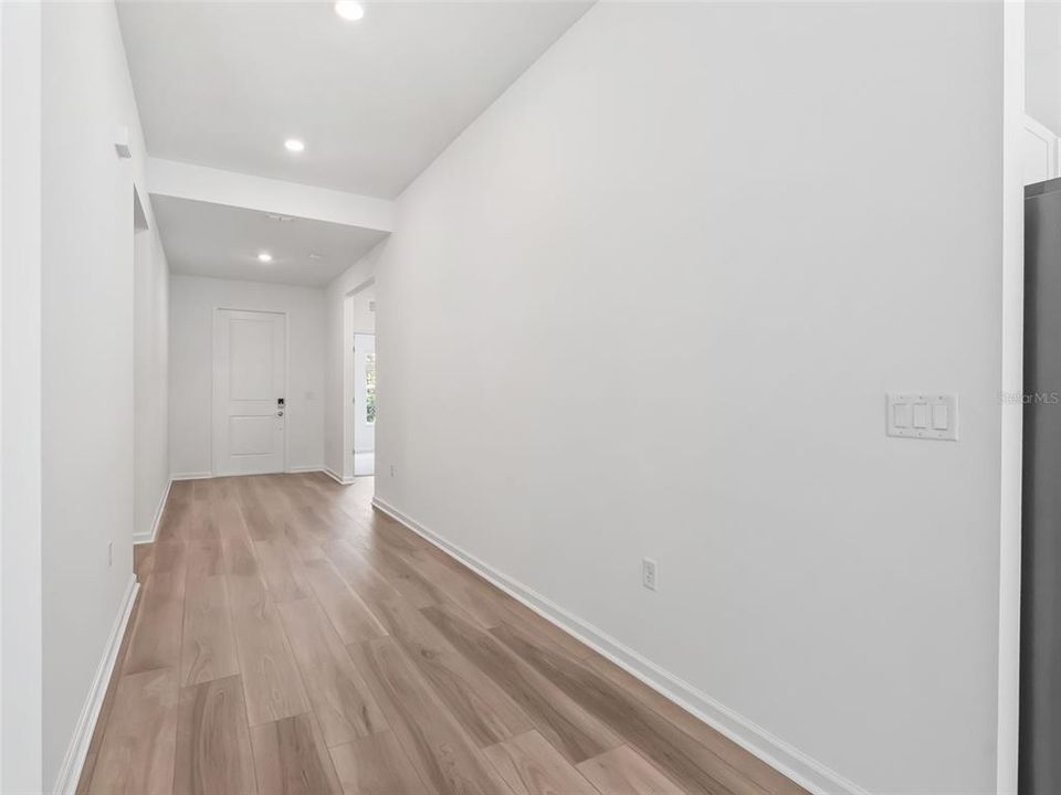 На продажу: $415,000 (5 спален, 3 ванн, 2355 Квадратных фут)