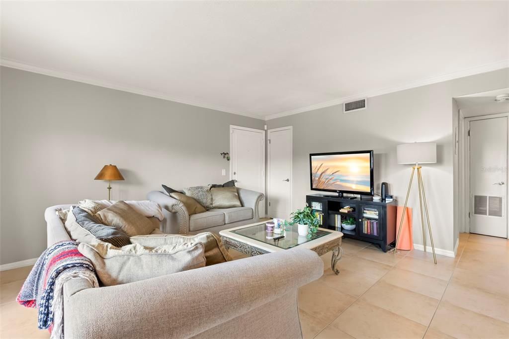 En Venta: $184,900 (2 camas, 1 baños, 1157 Pies cuadrados)
