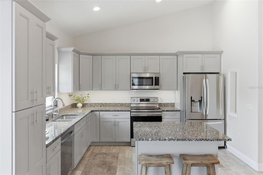 For Sale: $515,000 (3 beds, 2 baths, 1744 Square Feet)