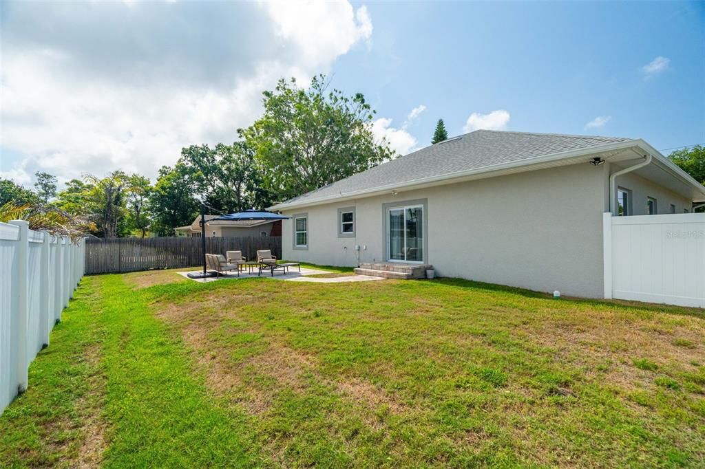 For Sale: $515,000 (3 beds, 2 baths, 1744 Square Feet)