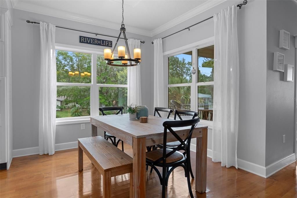 For Sale: $895,000 (4 beds, 3 baths, 2530 Square Feet)