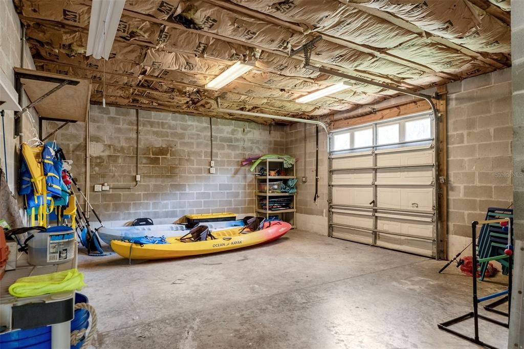 For Sale: $895,000 (4 beds, 3 baths, 2530 Square Feet)