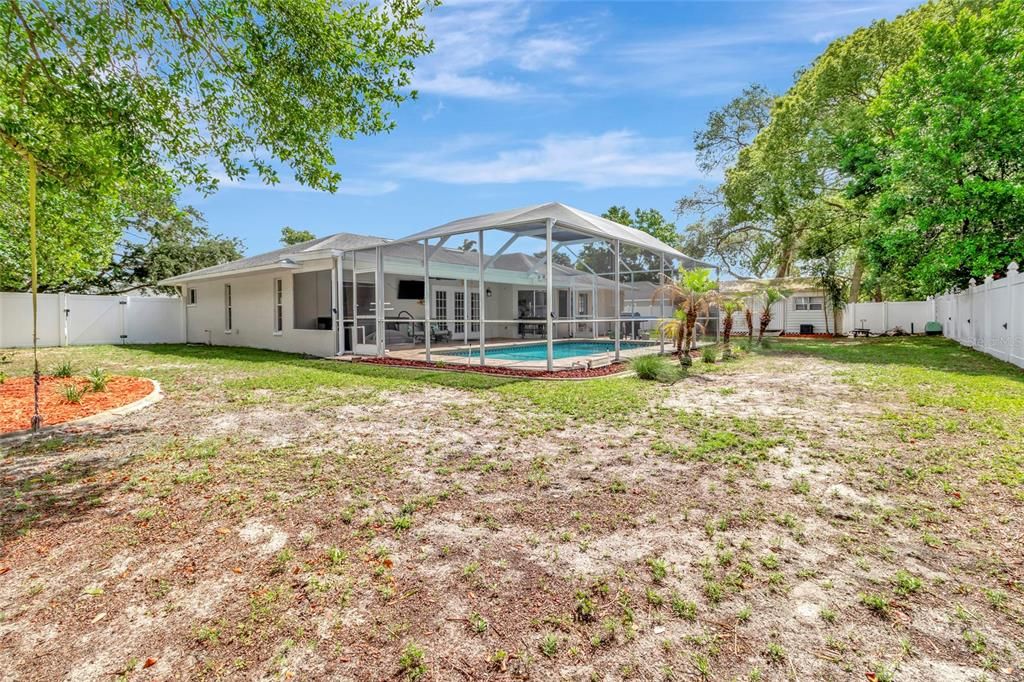 Activo con contrato: $388,500 (3 camas, 2 baños, 1754 Pies cuadrados)