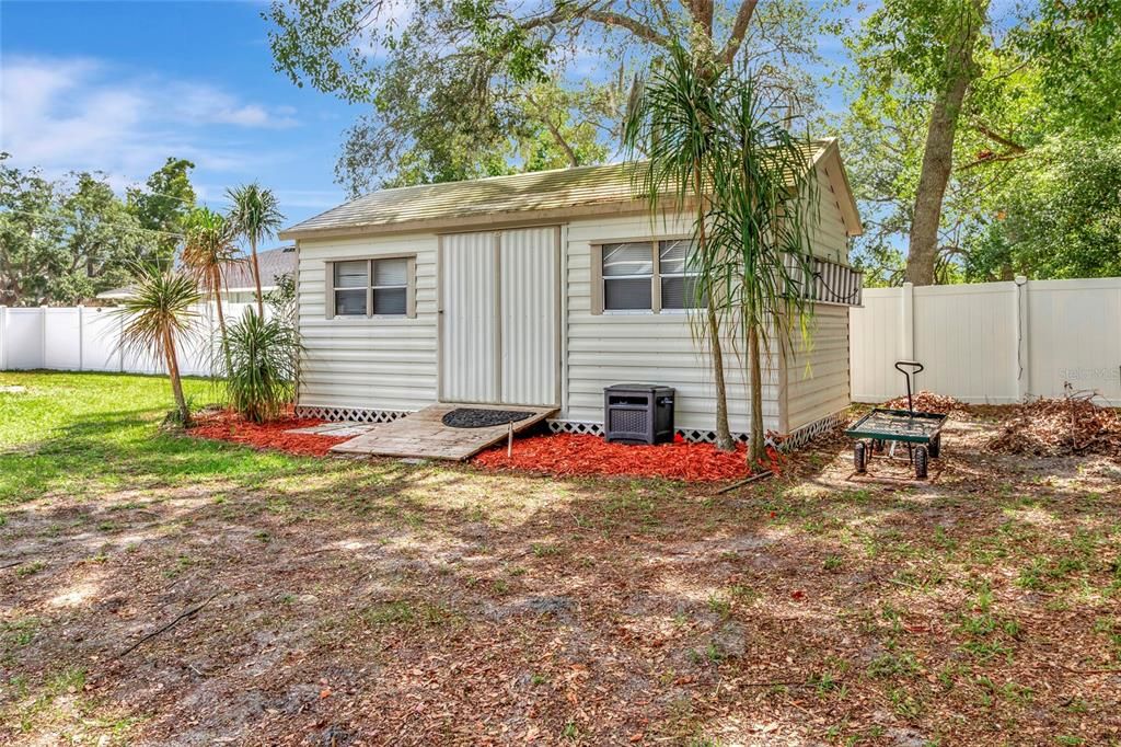 Activo con contrato: $388,500 (3 camas, 2 baños, 1754 Pies cuadrados)