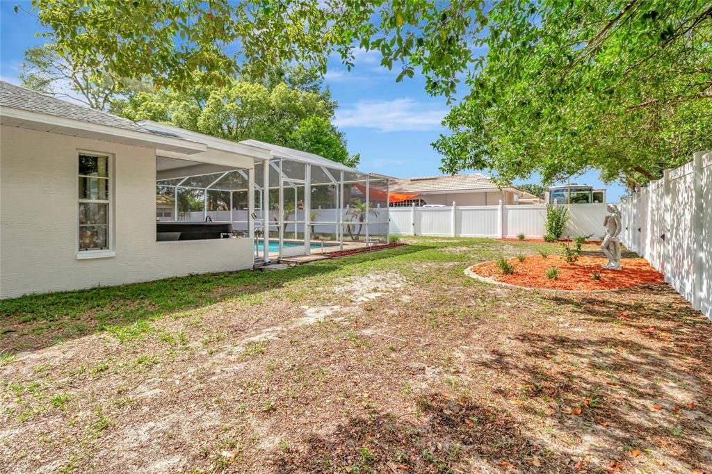 Activo con contrato: $388,500 (3 camas, 2 baños, 1754 Pies cuadrados)