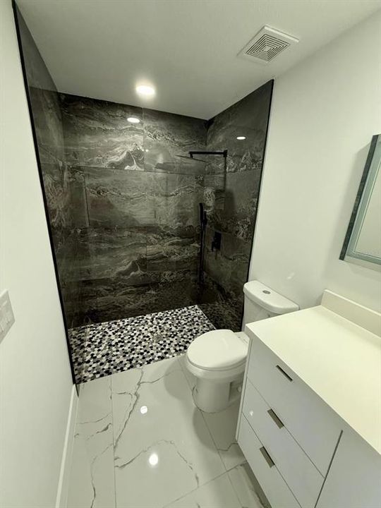For Sale: $799,900 (4 beds, 3 baths, 2549 Square Feet)