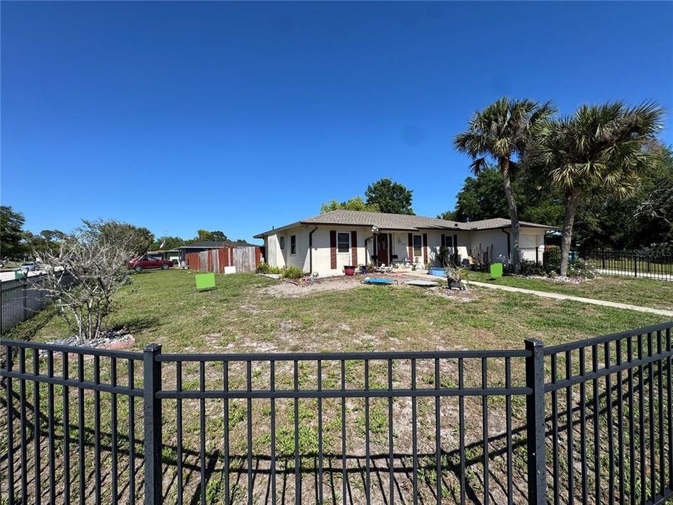 Vendido Recientemente: $220,000 (3 camas, 2 baños, 1639 Pies cuadrados)