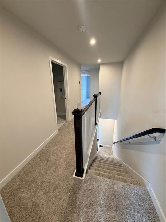For Rent: $2,350 (3 beds, 2 baths, 1674 Square Feet)