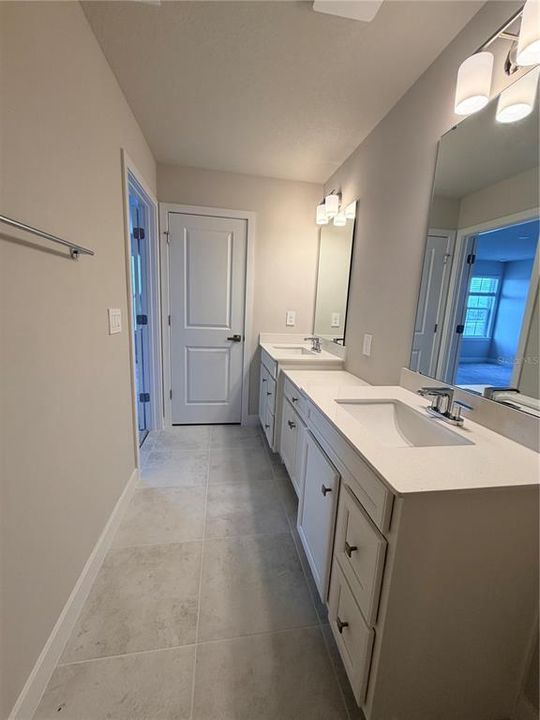 For Rent: $2,350 (3 beds, 2 baths, 1674 Square Feet)