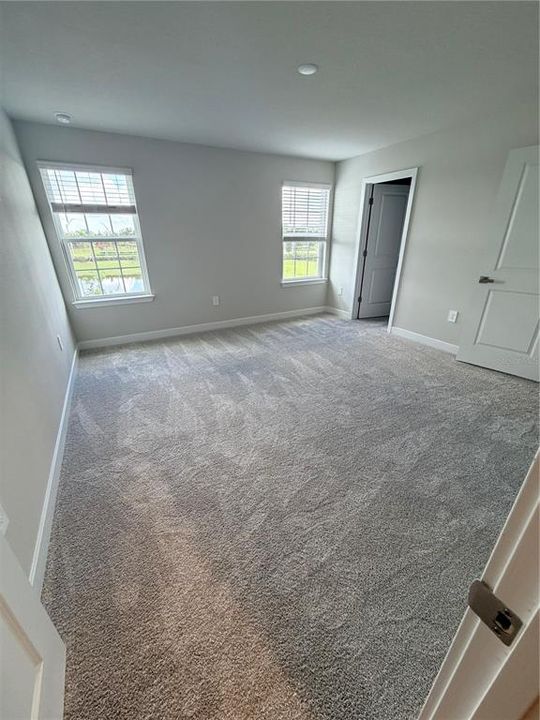 For Rent: $2,350 (3 beds, 2 baths, 1674 Square Feet)