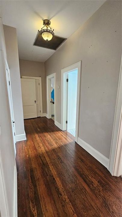 Active With Contract: $2,200 (3 beds, 2 baths, 1707 Square Feet)