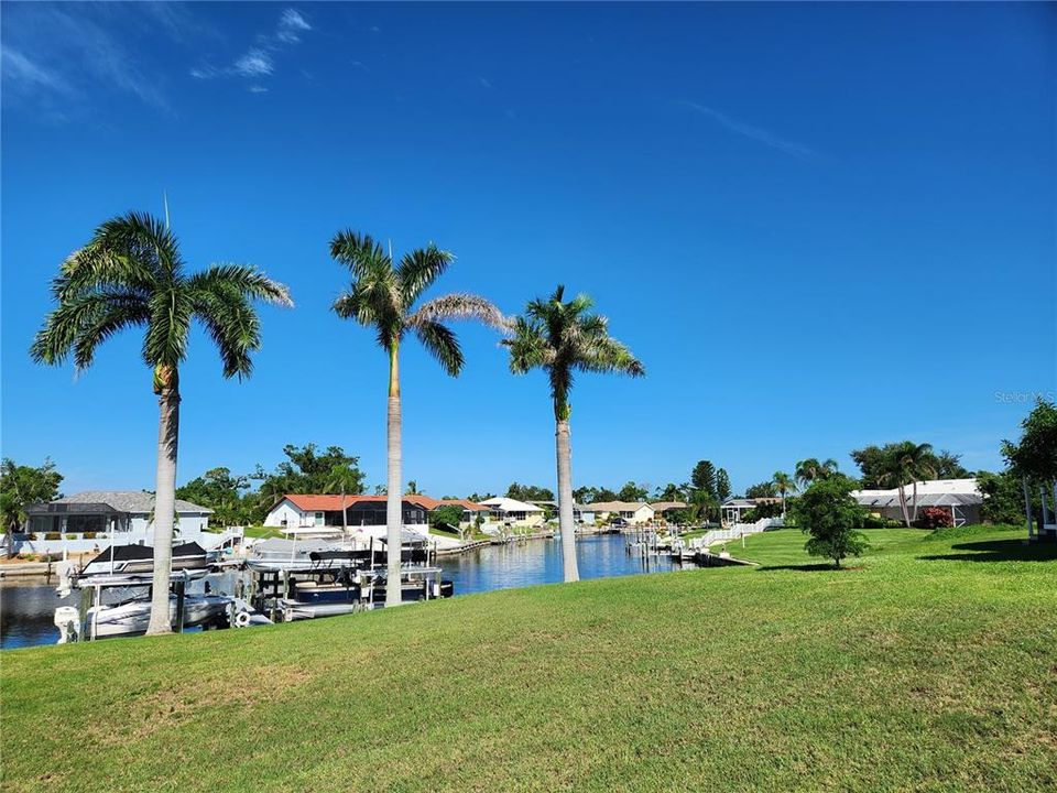 For Sale: $210,000 (2 beds, 2 baths, 1152 Square Feet)