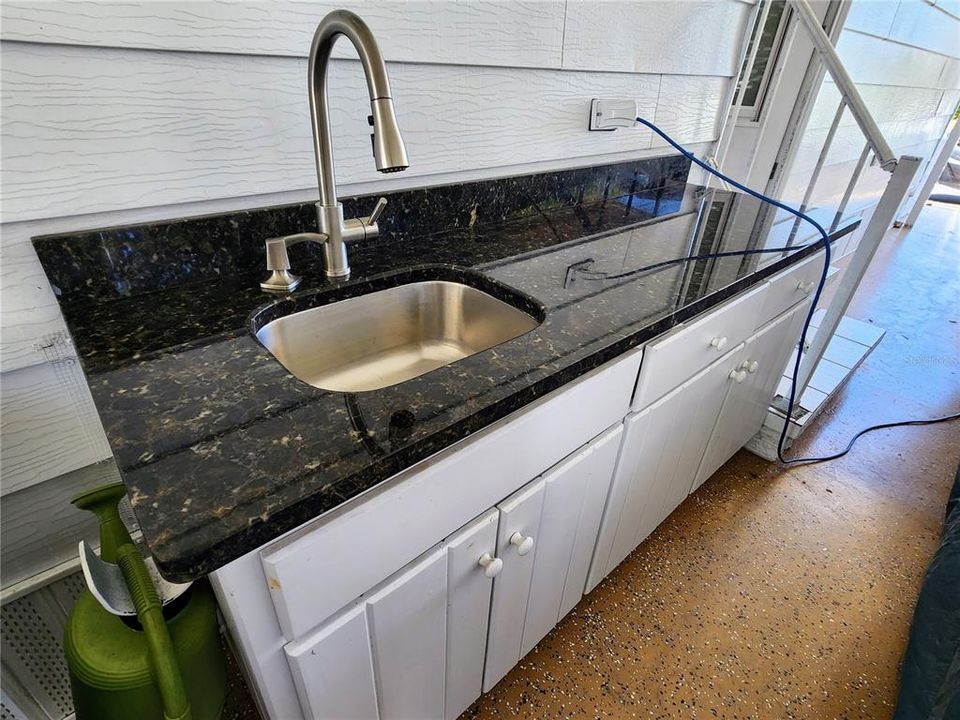 For Sale: $210,000 (2 beds, 2 baths, 1152 Square Feet)