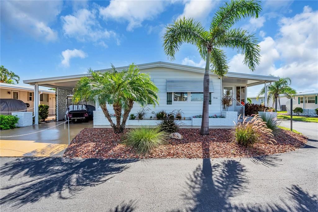 For Sale: $210,000 (2 beds, 2 baths, 1152 Square Feet)
