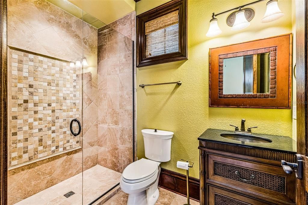 En Venta: $5,250,000 (6 camas, 7 baños, 11049 Pies cuadrados)