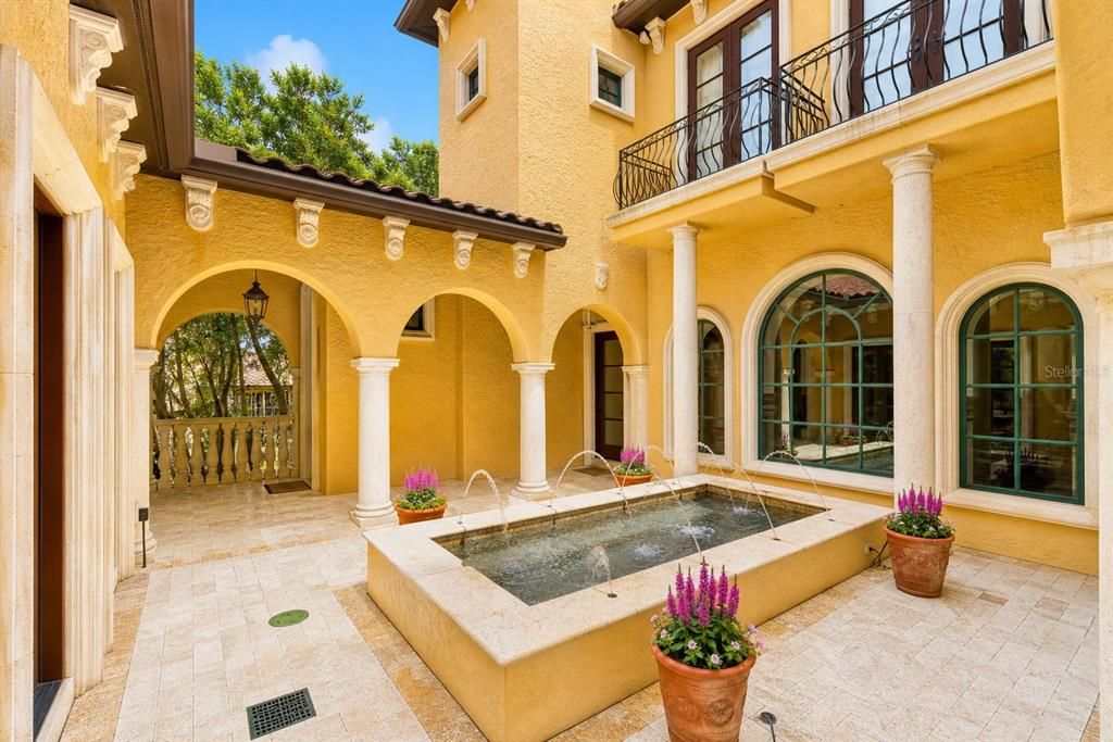 En Venta: $5,250,000 (6 camas, 7 baños, 11049 Pies cuadrados)